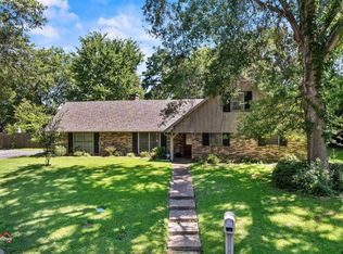 501 Loraine Ct, Longview, TX 75604