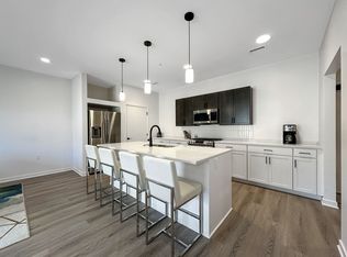 3707 Grand Ave #10755317, Des Moines, IA 50312