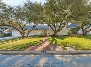 421 Hazelwood Dr W, Fort Worth, TX 76107