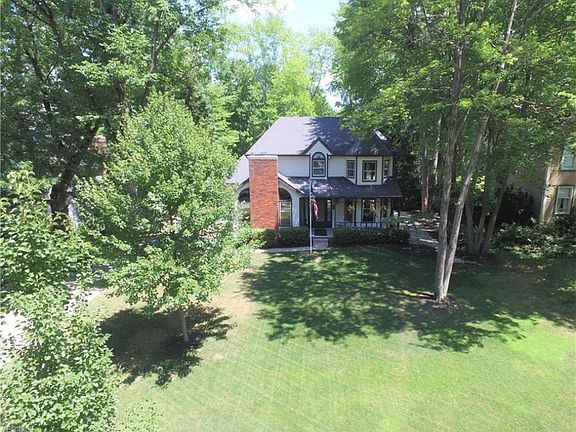 2nd image of 3761 Silvercrest Dr