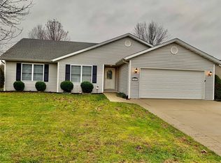 1463 Kingsley Dr, Shiloh, IL 62269