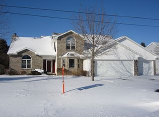 5165 Chesapeake Ct, Oshkosh, WI 54901