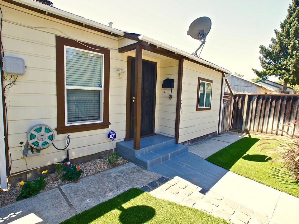 1st image of 880 Brookwood Ave