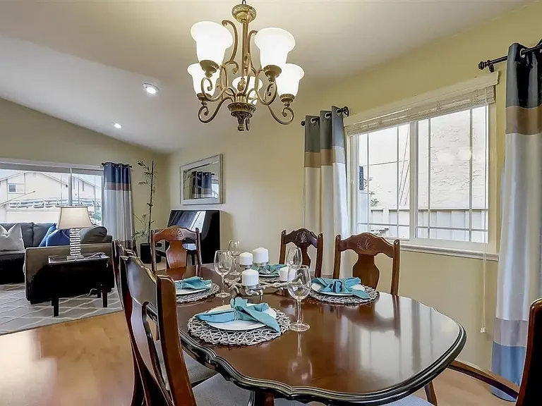 3210 Gatelight Ct — Photo 7