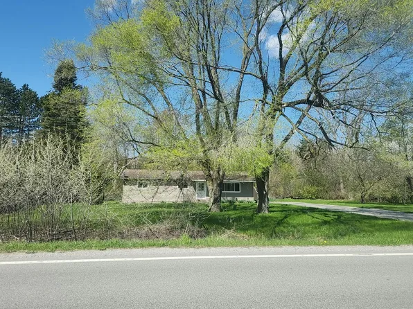 2541 N Garfield Rd, Pinconning, MI 48650