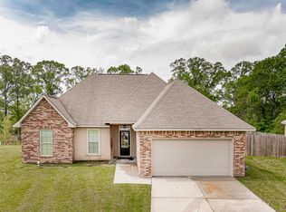 15323 Mossystone Dr, Prairieville, LA 70769