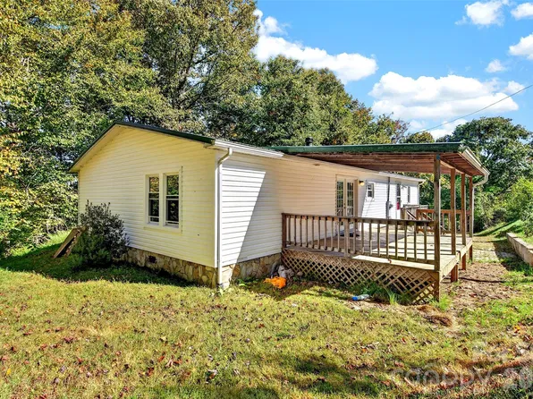 1685 Arbuckle Rd, Burnsville, NC 28714