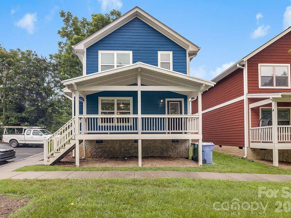 1st image of 2 Cottage Cove Ln