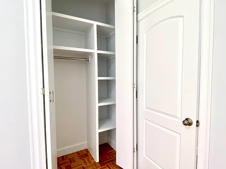 501 E 78th St #3C — Photo 10
