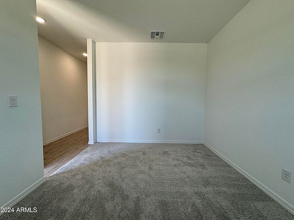 5th image of 4418 S 109TH Avenue