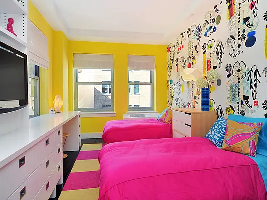 Sold by Sotheby's International Realty | media 26