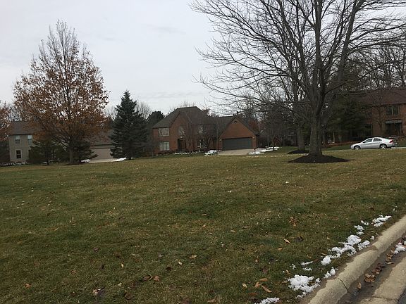 3rd image of 8795 Tayport Dr