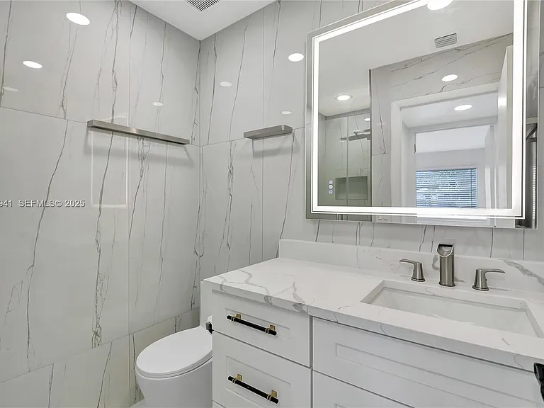 708 Normandy Ln #708-O — Photo 14