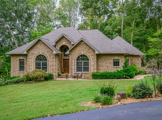 Collinwood Dr, McMinnville, TN 37110