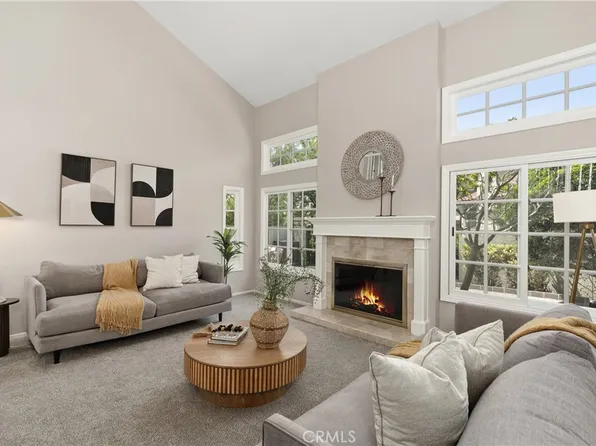 8405 Sweetwater Cir, Huntington Beach, CA 92646