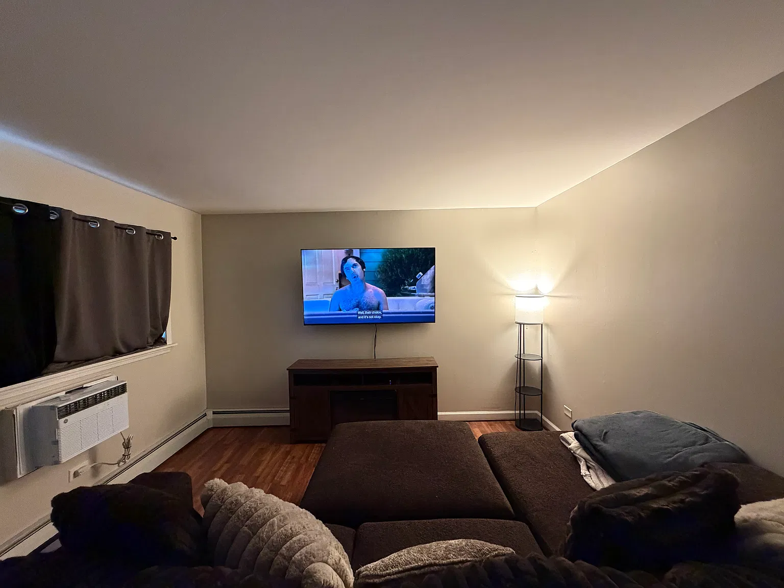 673 E Fullerton Ave — Photo 1