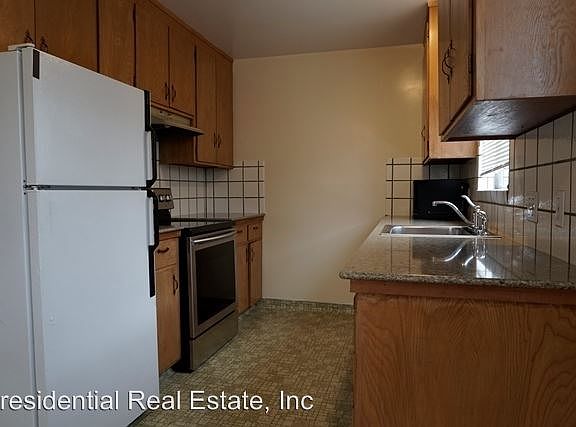 2nd image of 1619 Naomi Ct