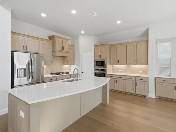 1003 Moss Grove Trl, Justin, TX 76247
