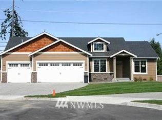 910 209th St SE #2, Bothell, WA 98012