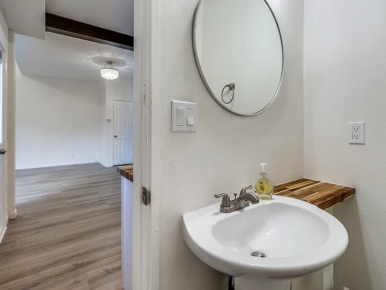 8404 Forest Ln #702 — Photo 6