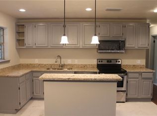 554 W Ferndale Ln, Grand Prairie, TX 75052