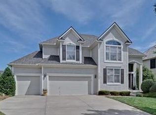11208 W 141st St, Overland Park, KS 66221
