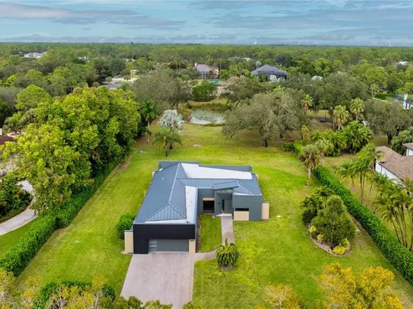 6659 Livingston Woods LN, NAPLES, FL 34109