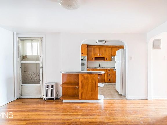 2nd image of 309 Baltic St #1