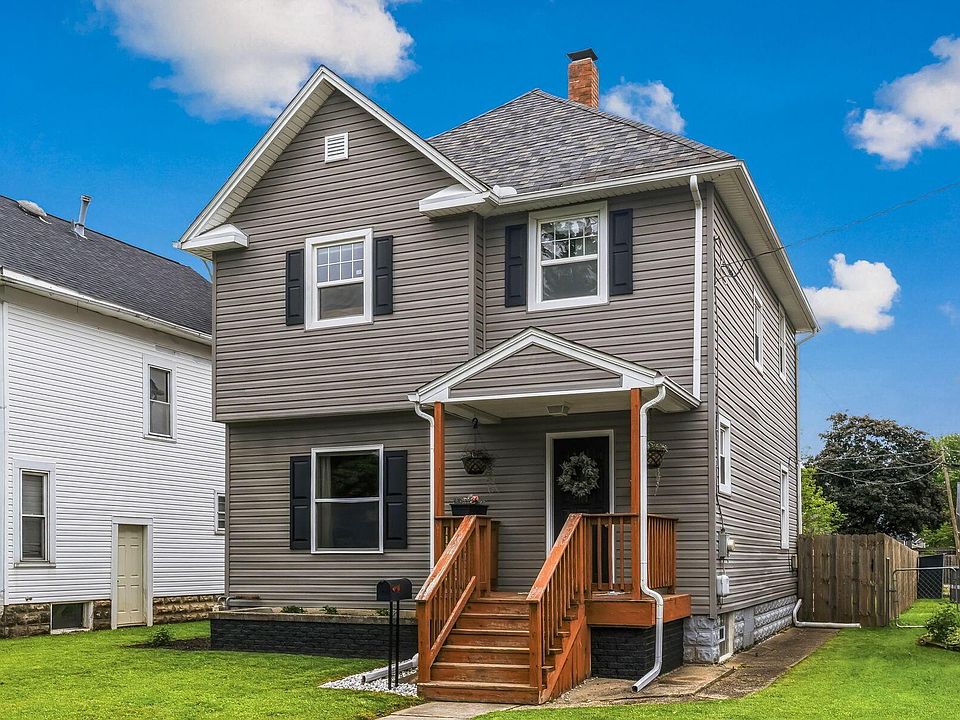 1st image of 304 Forest St