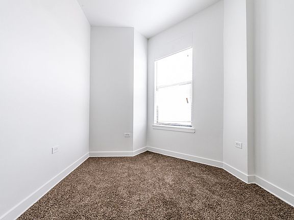 5th image of 9001 S Commercial Ave #5824