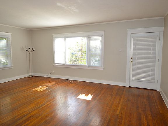 4th image of 534 Junipero Ave