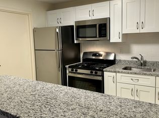 233 Elsinore St #F162855C8, Concord, MA 01742