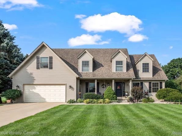 391 McIntosh, Almont, MI 48003
