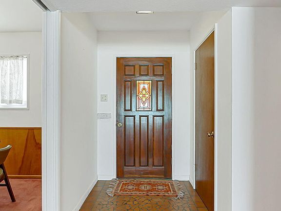 4th image of 4209 Norfolk Ln