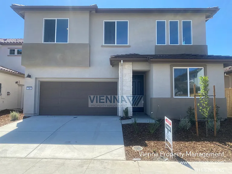 7361 Moon Dream Way — Photo 1