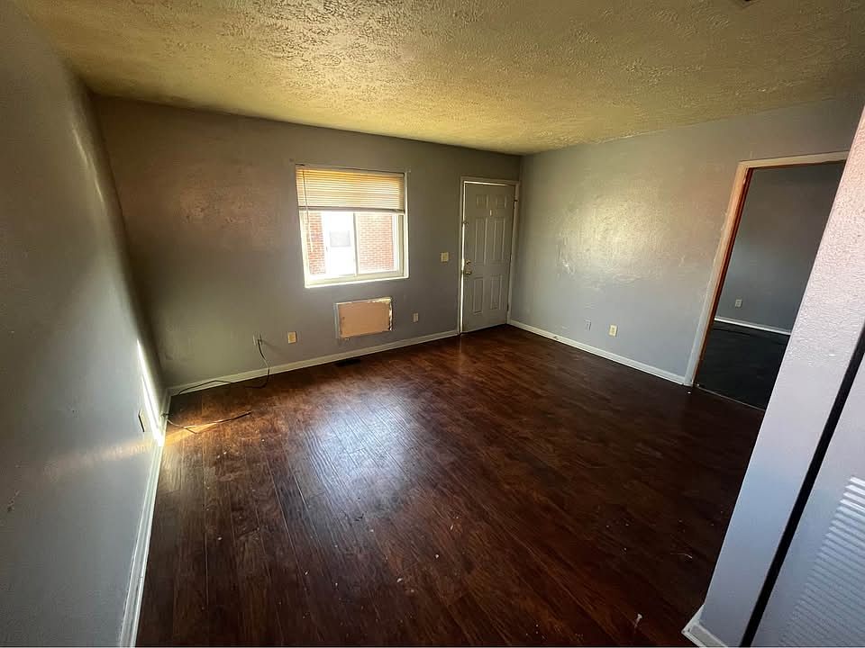 1st image of 244 Joanna St #1