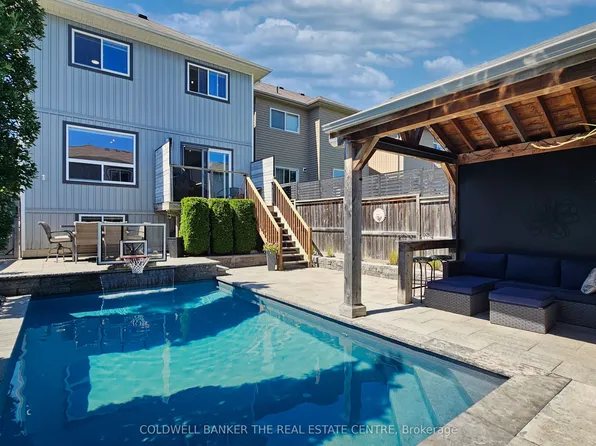 37 Pearl Dr, Orillia, ON L3V 0A5