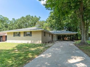 1035 Arcadia Dr, Baton Rouge, LA 70810