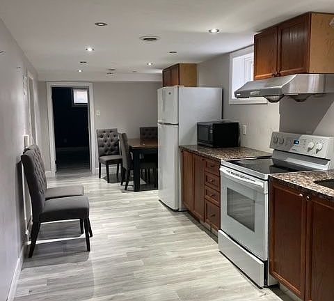 4th image of 18 Argate Pl #Basement
