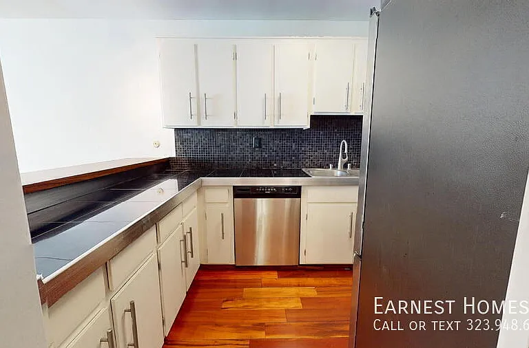 1010 N Kings Rd #310 — Photo 8