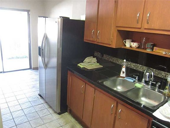 5th image of 650 NW 210th St APT 103
