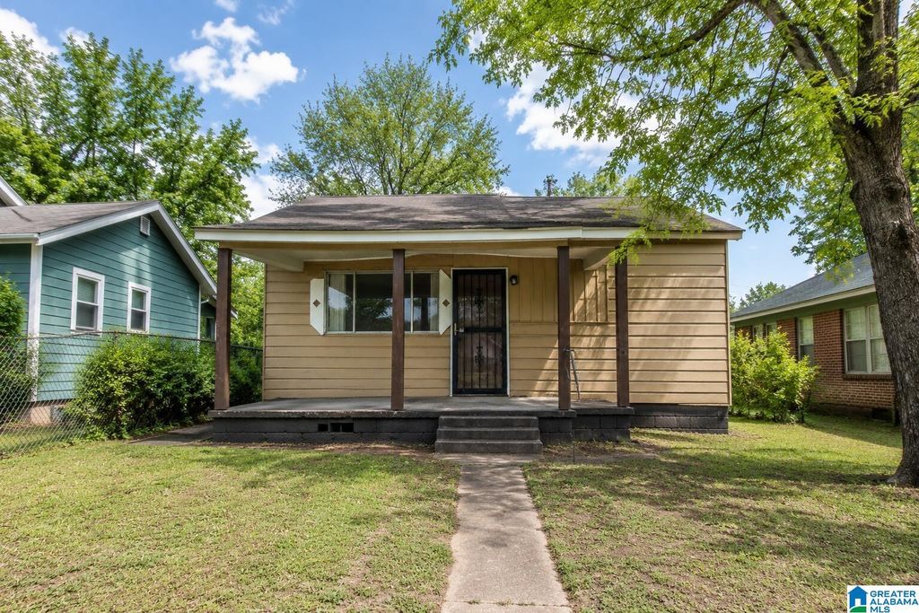 2425 Lawn Ave SW, Birmingham, AL