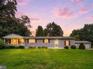 13079 Center Rd, Stewartstown, PA 17363