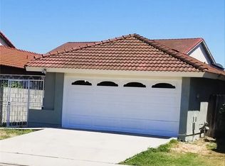 608 W Almond St, Compton, CA 90220