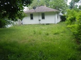 212 E Benton St, Greenville, MI 48838