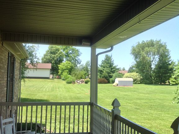 3rd image of 2107 E Presley Dr