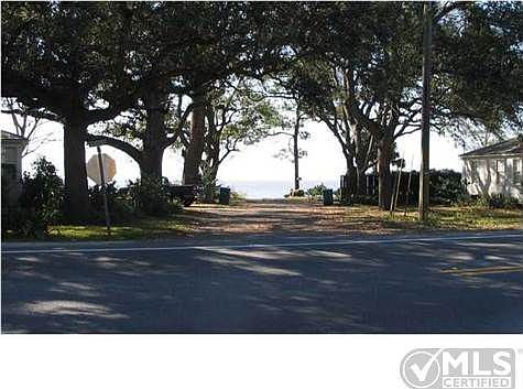 4th image of 261 Hwy 98