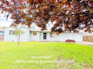 1099 Arcadia Dr, Eugene, OR 97401