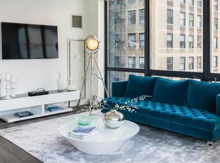 105 W Adams St #3007, Chicago, IL 60604