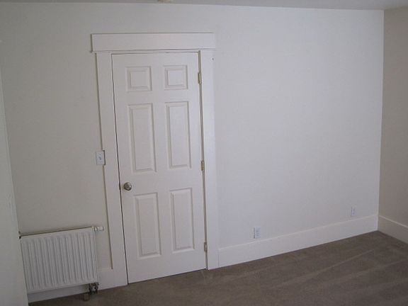 3rd image of 4736 18th Ave NE #3-A